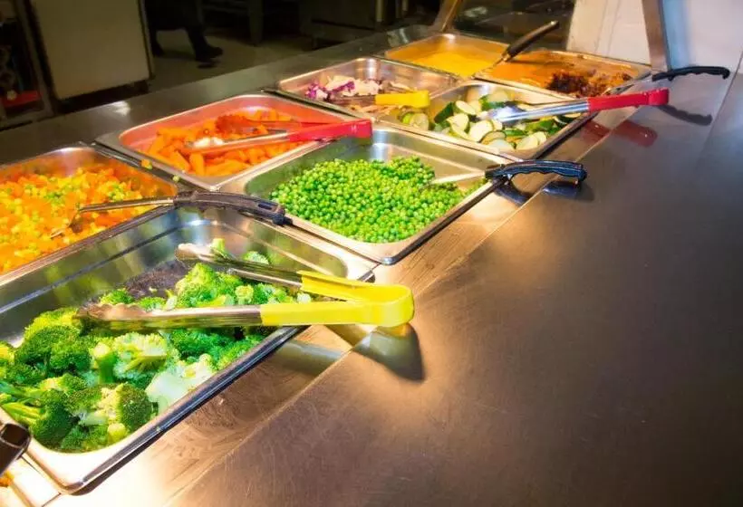 مُتل The Landing Port Hedland