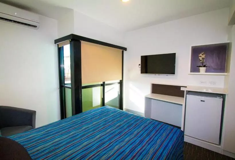 مُتل The Landing Port Hedland