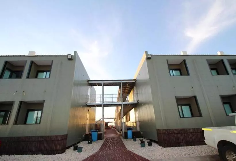 مُتل The Landing Port Hedland