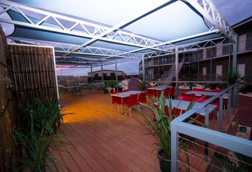 فندق على الطريق The Landing Port Hedland