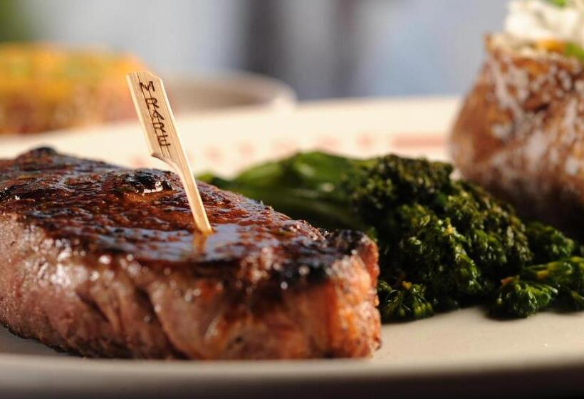 فندق على الطريق The Landing Port Hedland