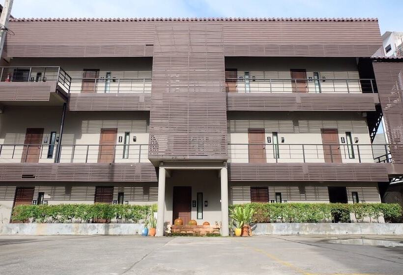 Pensjonat Ihouse Chiangrai