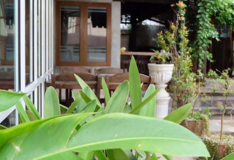 Pensjonat Ihouse Chiangrai