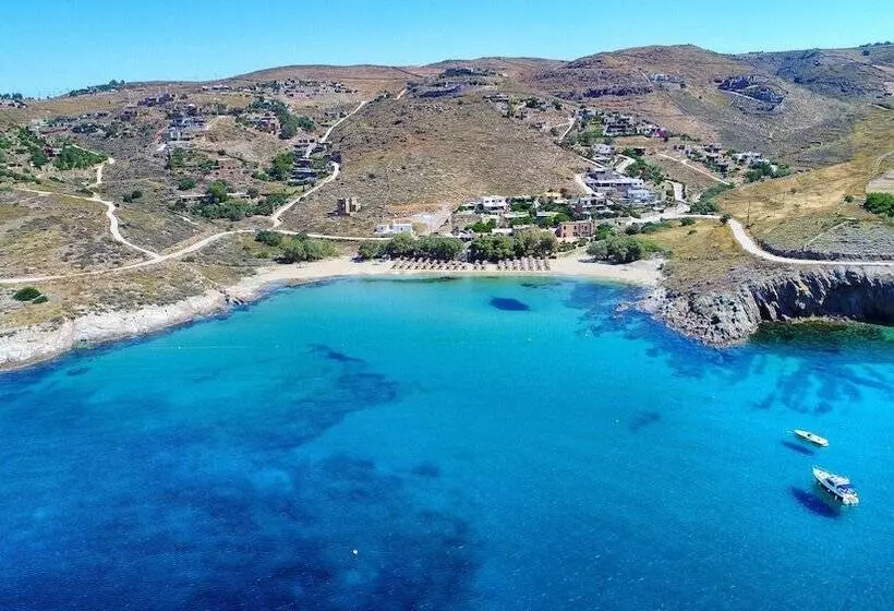 Porto Koundouros Beach And Villas