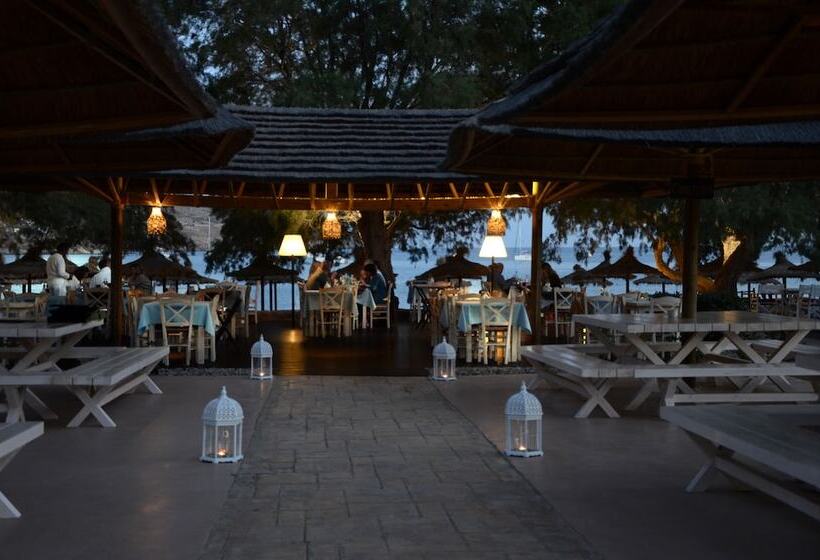 Porto Koundouros Beach And Villas