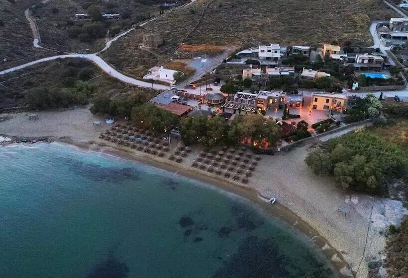 Porto Koundouros Beach And Villas