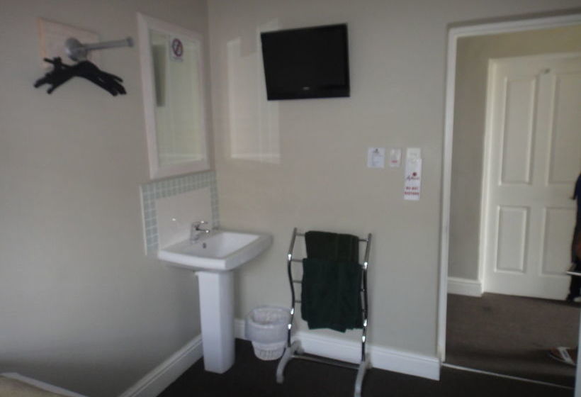 Ashanti Backpackers Green Point Hostel