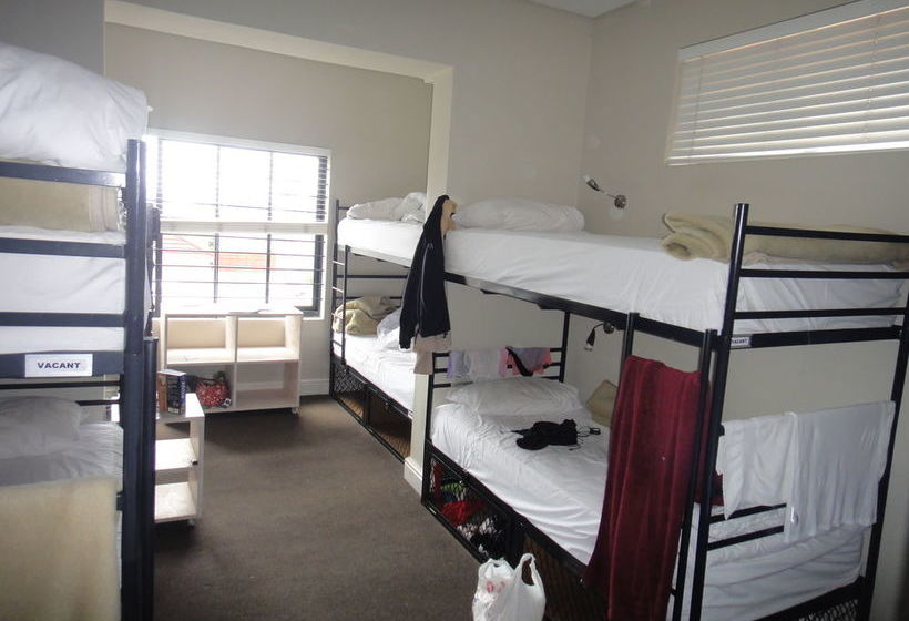 Ashanti Backpackers Green Point Hostel