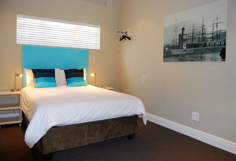 Ashanti Backpackers Green Point Hostel