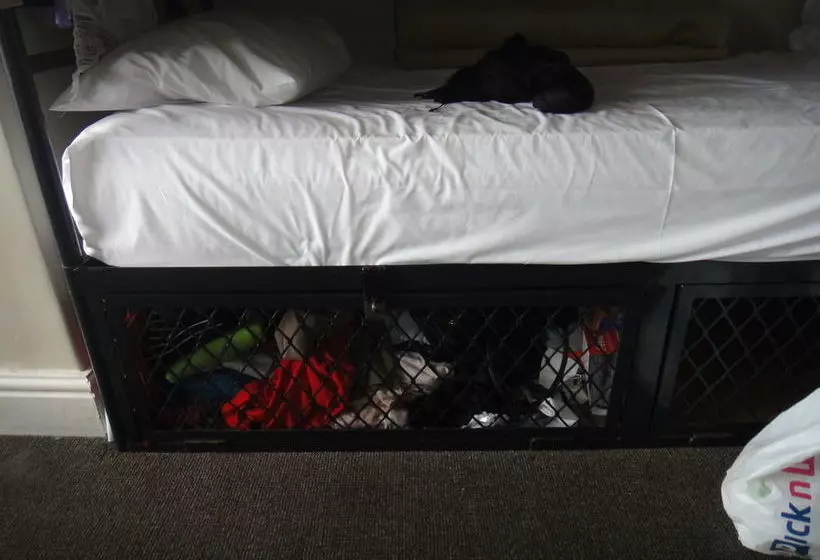 Ashanti Backpackers Green Point Hostel