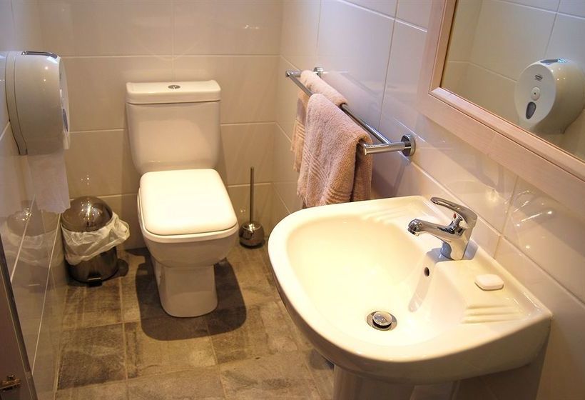 Ashanti Backpackers Green Point Hostel