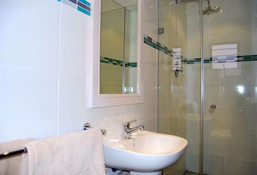 Ashanti Backpackers Green Point Hostel