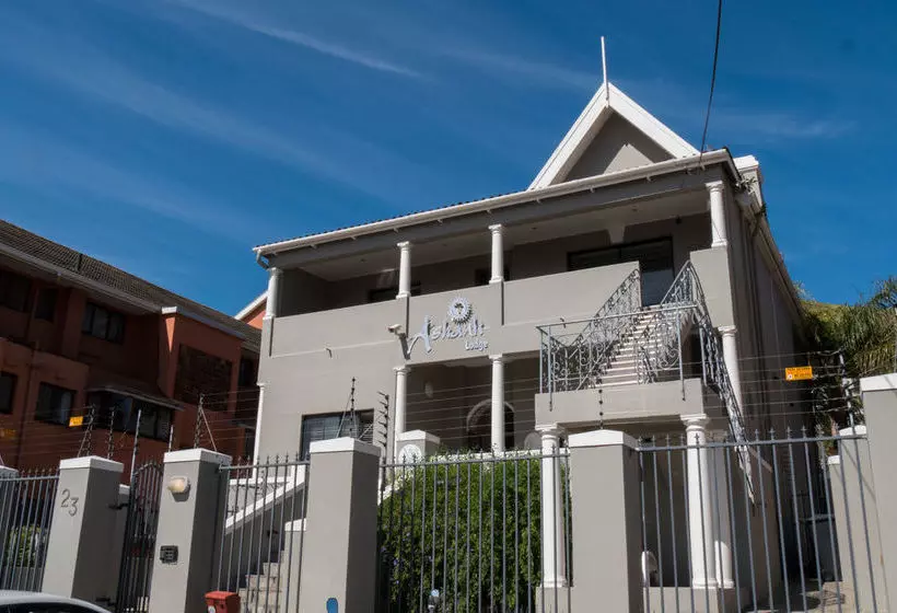 Ashanti Backpackers Green Point Hostel