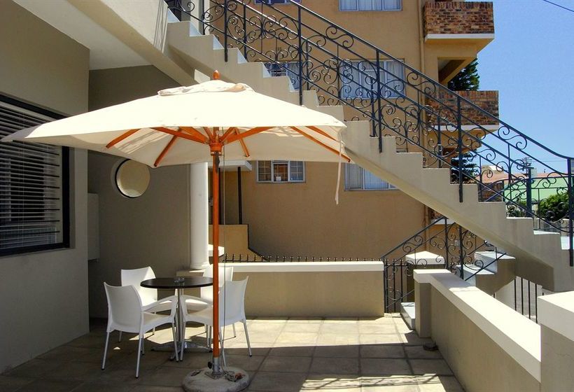 Ashanti Backpackers Green Point Hostel