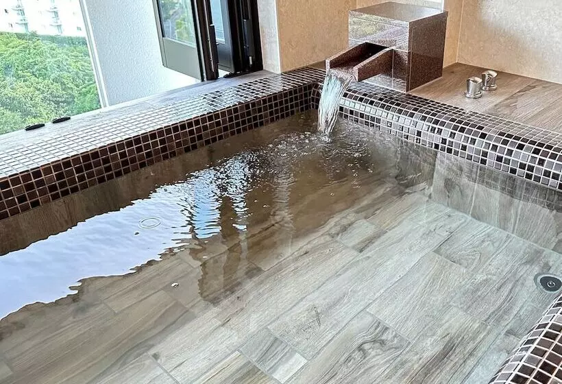 Condominium Hotel Garland Court Usami