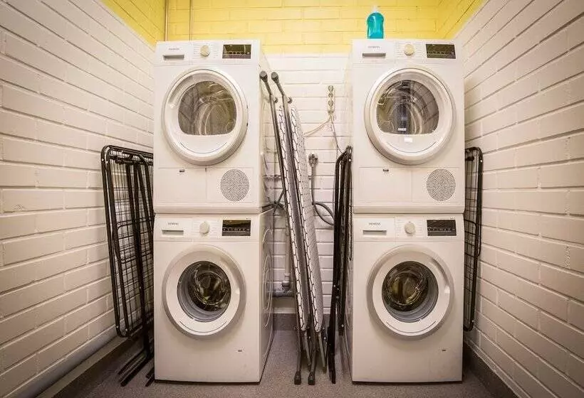 Forenom Hostel Espoo Otaniemi