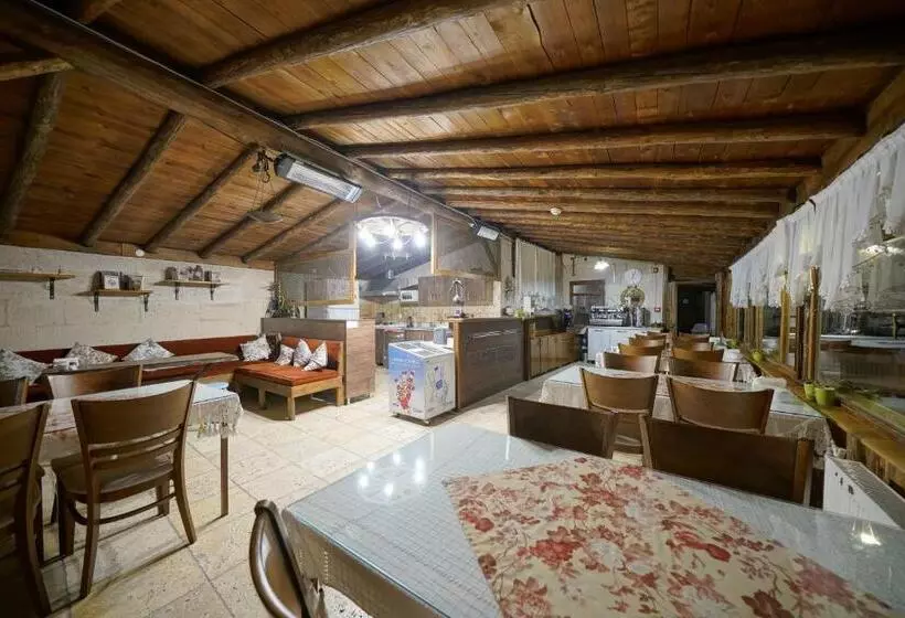 ホテル Arch Palace