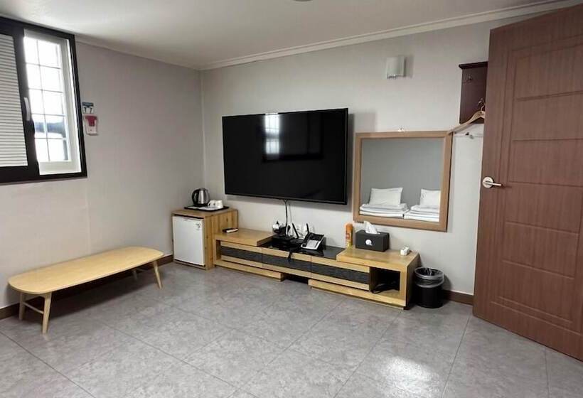 酒店 Donghae Gloria Tourist