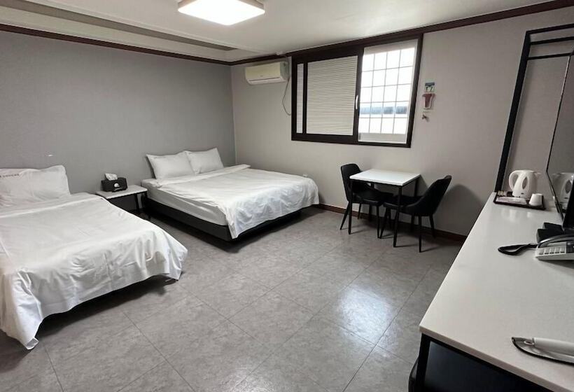 酒店 Donghae Gloria Tourist