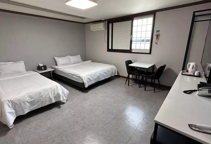 酒店 Donghae Gloria Tourist