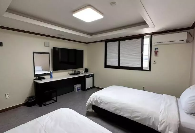 酒店 Donghae Gloria Tourist