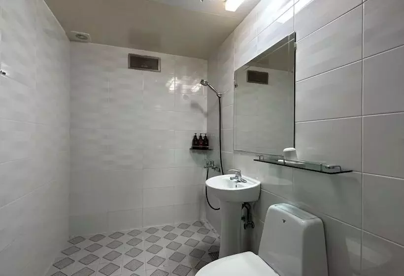 酒店 Donghae Gloria Tourist