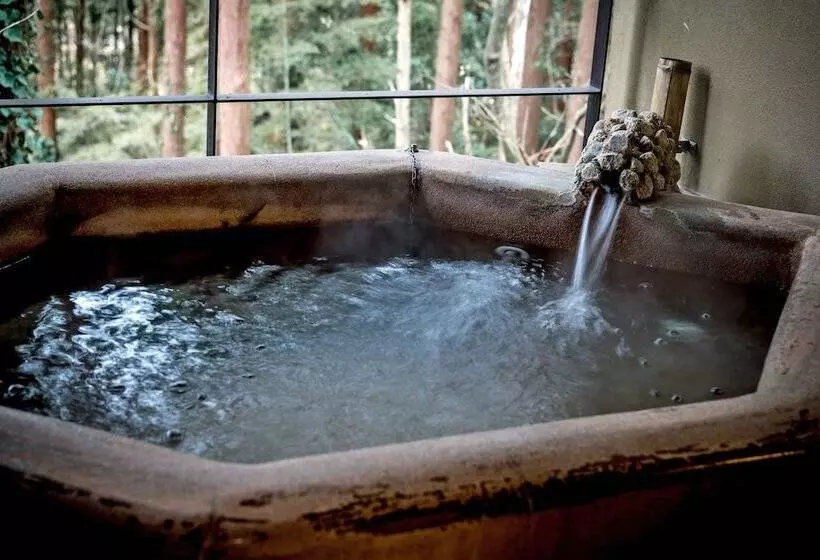 בית מלון כפרי Hana No Kumo