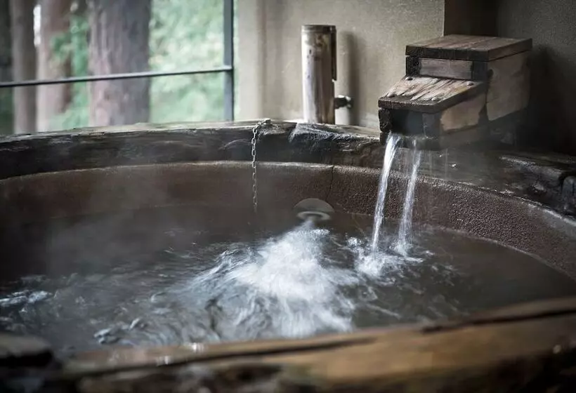 בית מלון כפרי Hana No Kumo