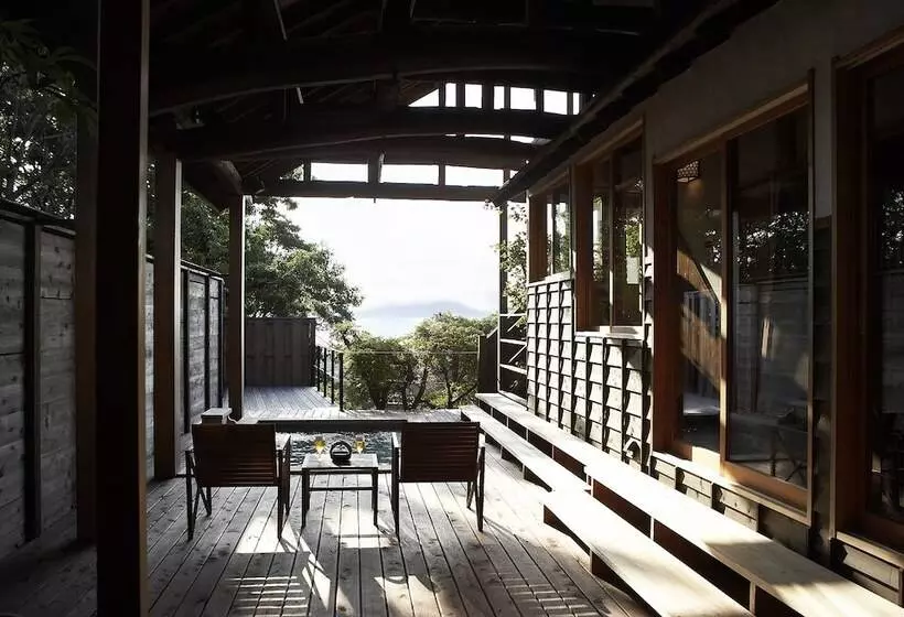 בית מלון כפרי Hana No Kumo