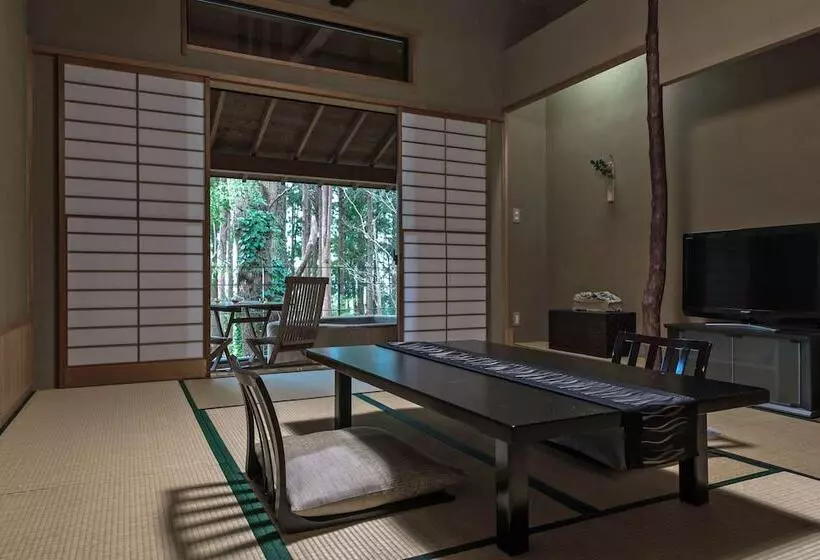 בית מלון כפרי Hana No Kumo