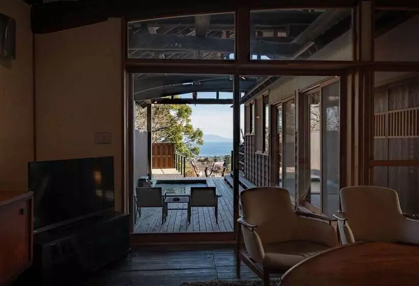 בית מלון כפרי Hana No Kumo