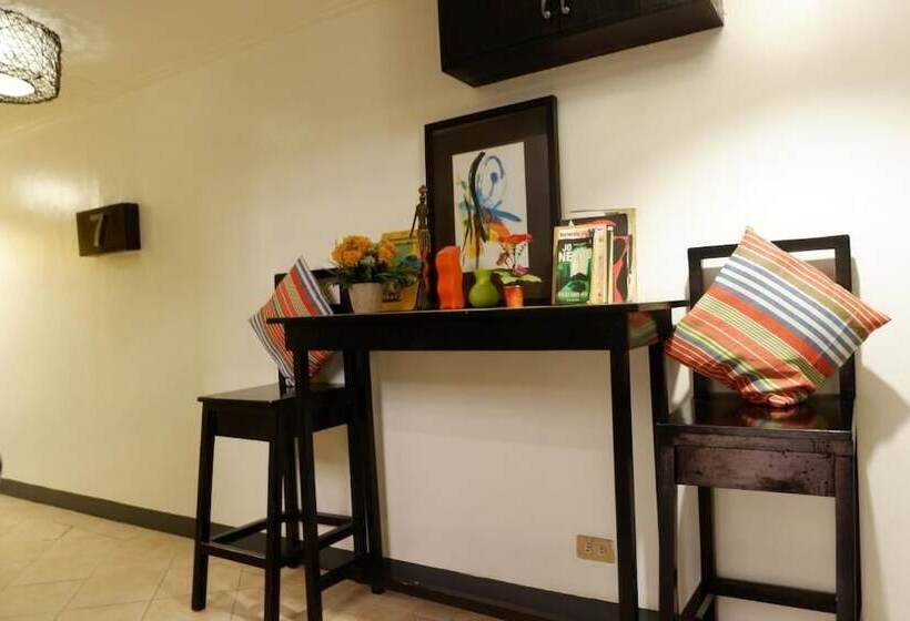 فندق Makati Budget