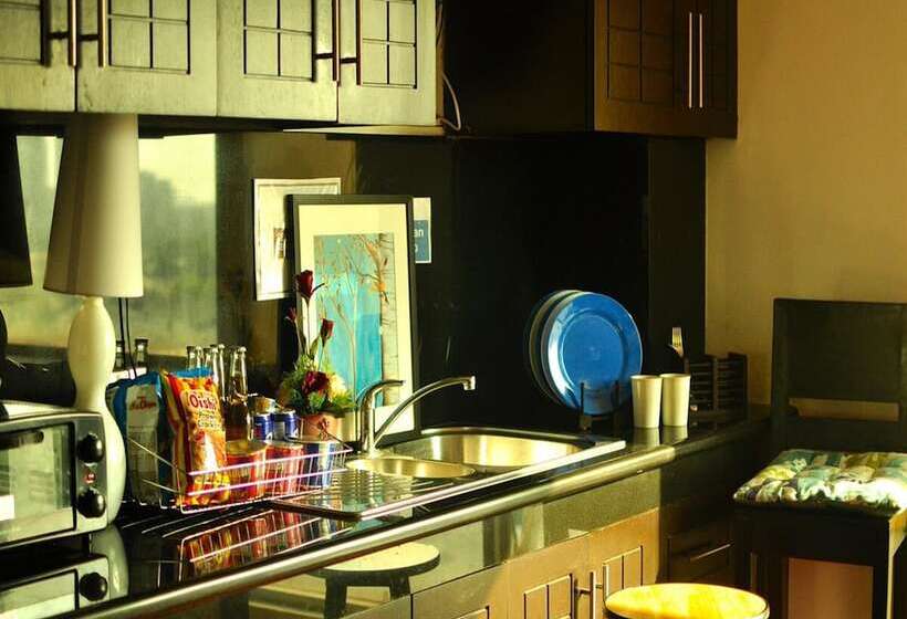 فندق Makati Budget