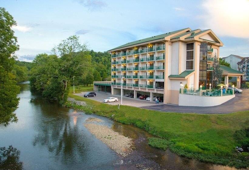 فندق Pigeon River Inn