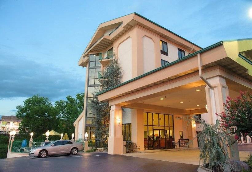 فندق Pigeon River Inn