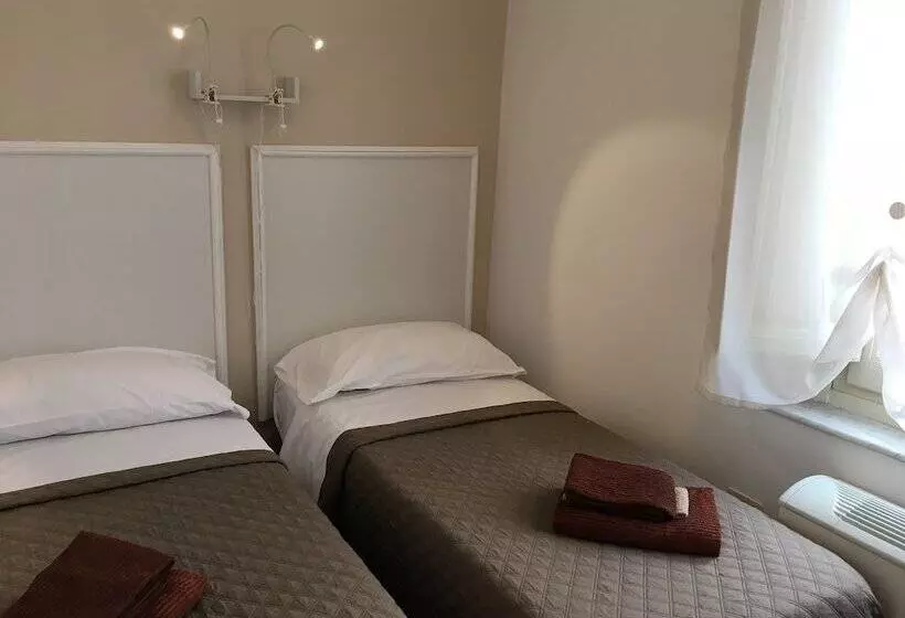 هتل Residence Gloria