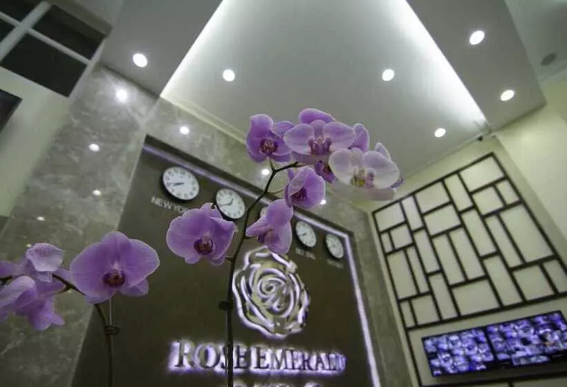 בית מלון כפרי Rose Emerald