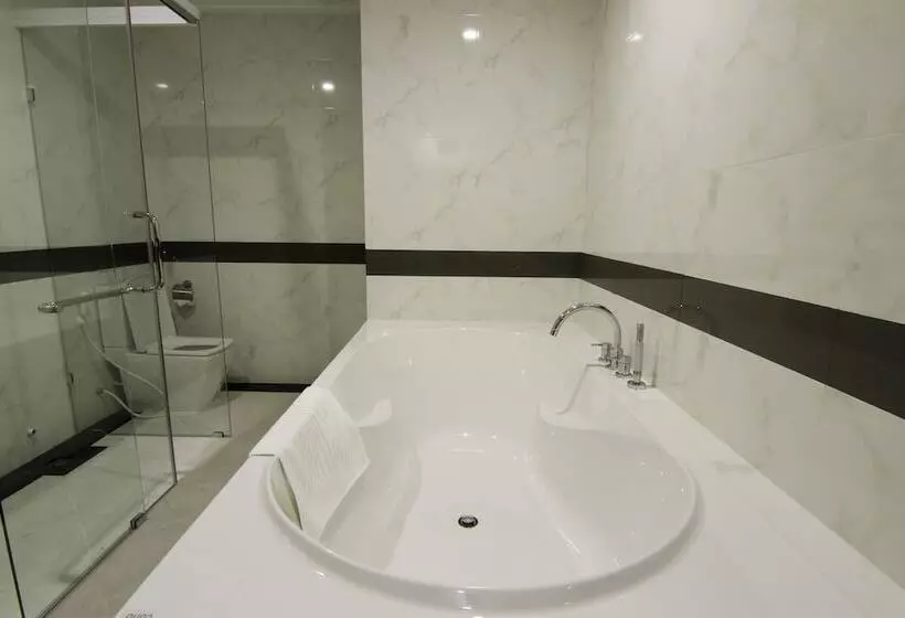 בית מלון כפרי Rose Emerald