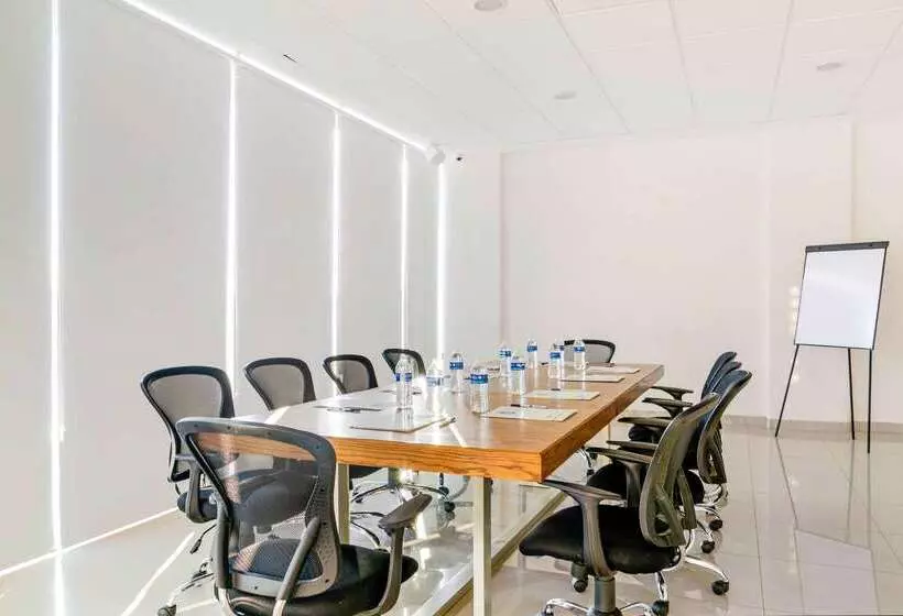 酒店 Sleep Inn Mazatlan