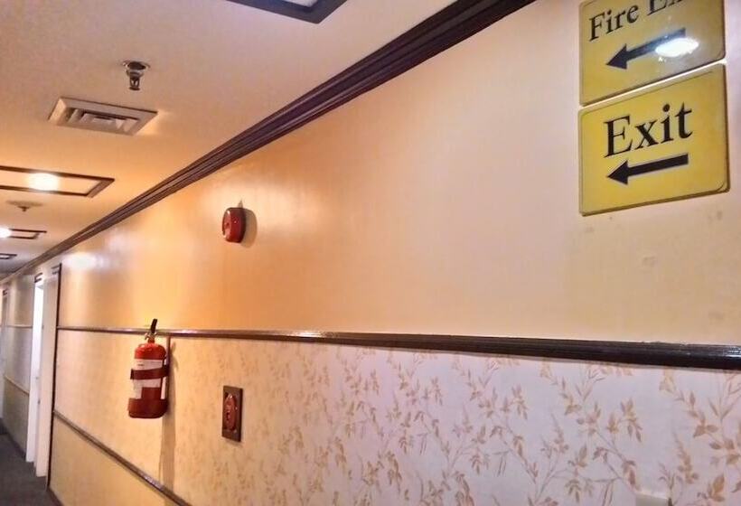 酒店 Sogo   Quezon Avenue