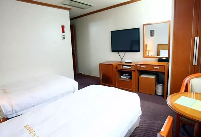 Отель Suncheon Royal Tourist