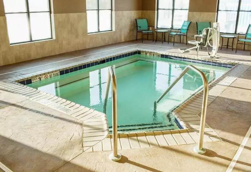 酒店 Teddy's Residential Suites Watford City