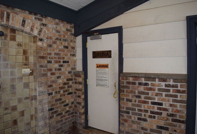 מוטל Amerivu Inn & Suites   St Croix Falls