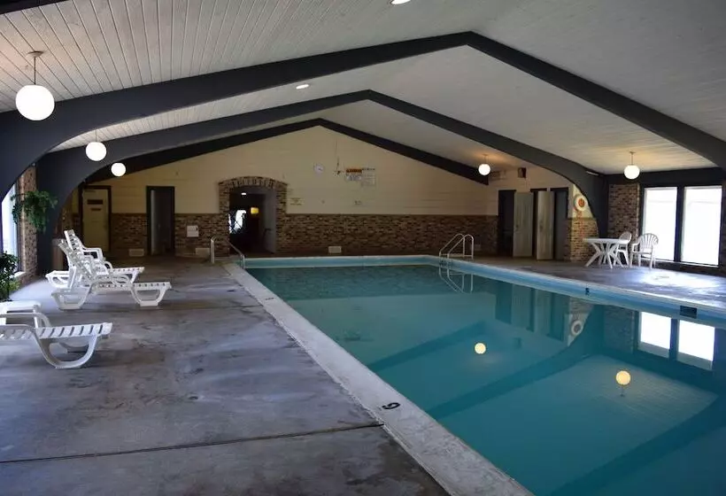 モーテル Amerivu Inn & Suites   St Croix Falls