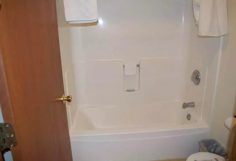 モーテル Amerivu Inn & Suites   St Croix Falls