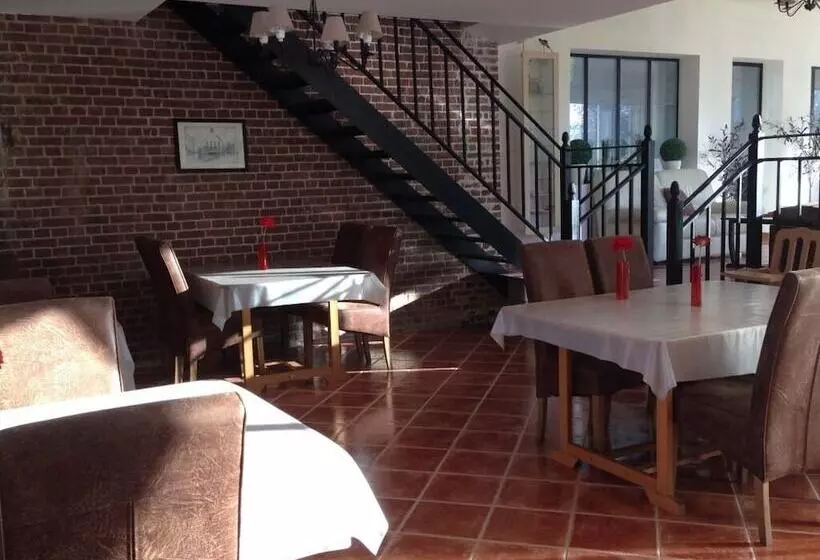 پانسیون Les Chambres Du Chateau De Grèges