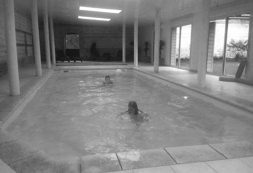 פנסיון Les Chambres Du Chateau De Grèges