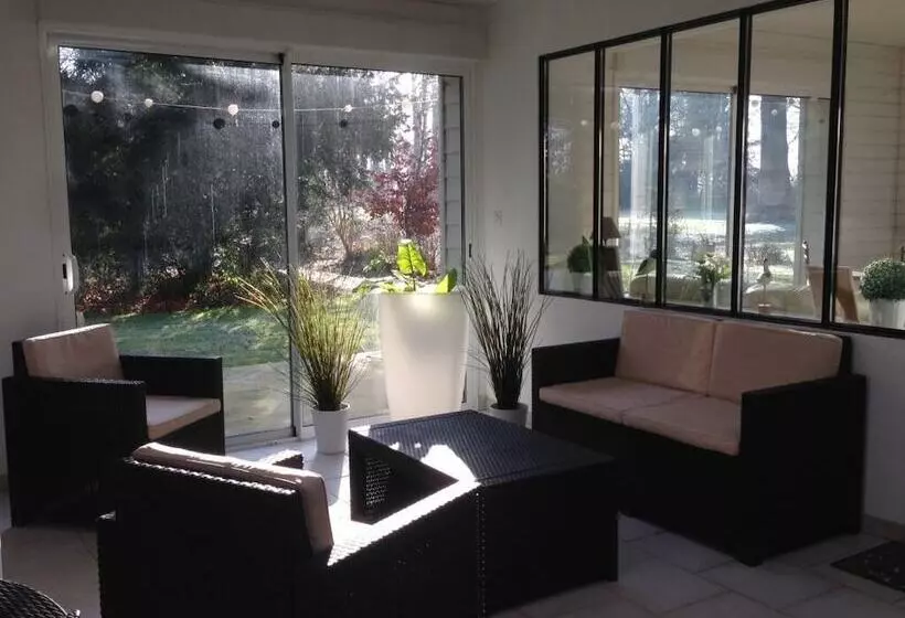 پانسیون Les Chambres Du Chateau De Grèges