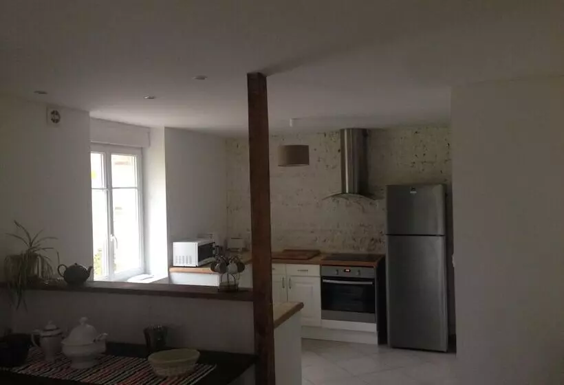 پانسیون Les Chambres Du Chateau De Grèges