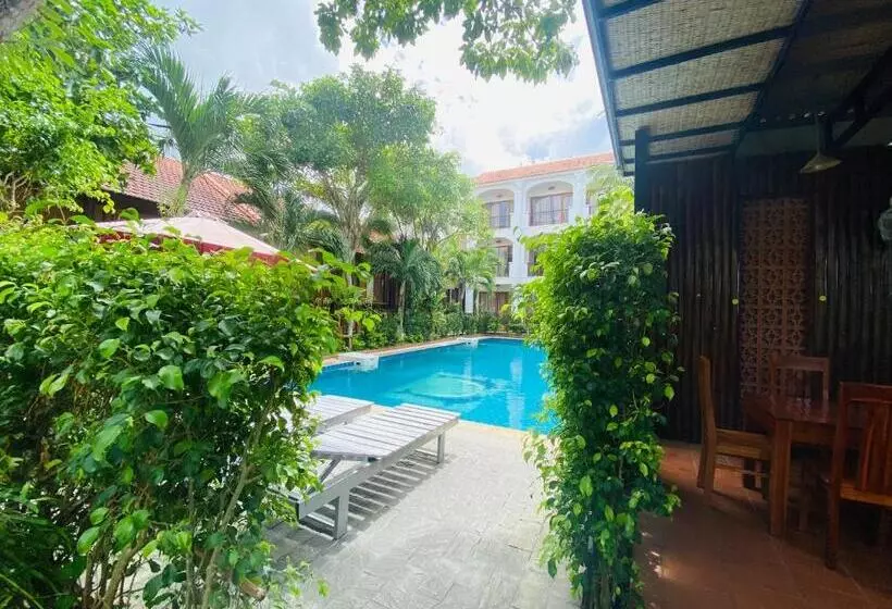 پانسیون Dong Xuan Hong